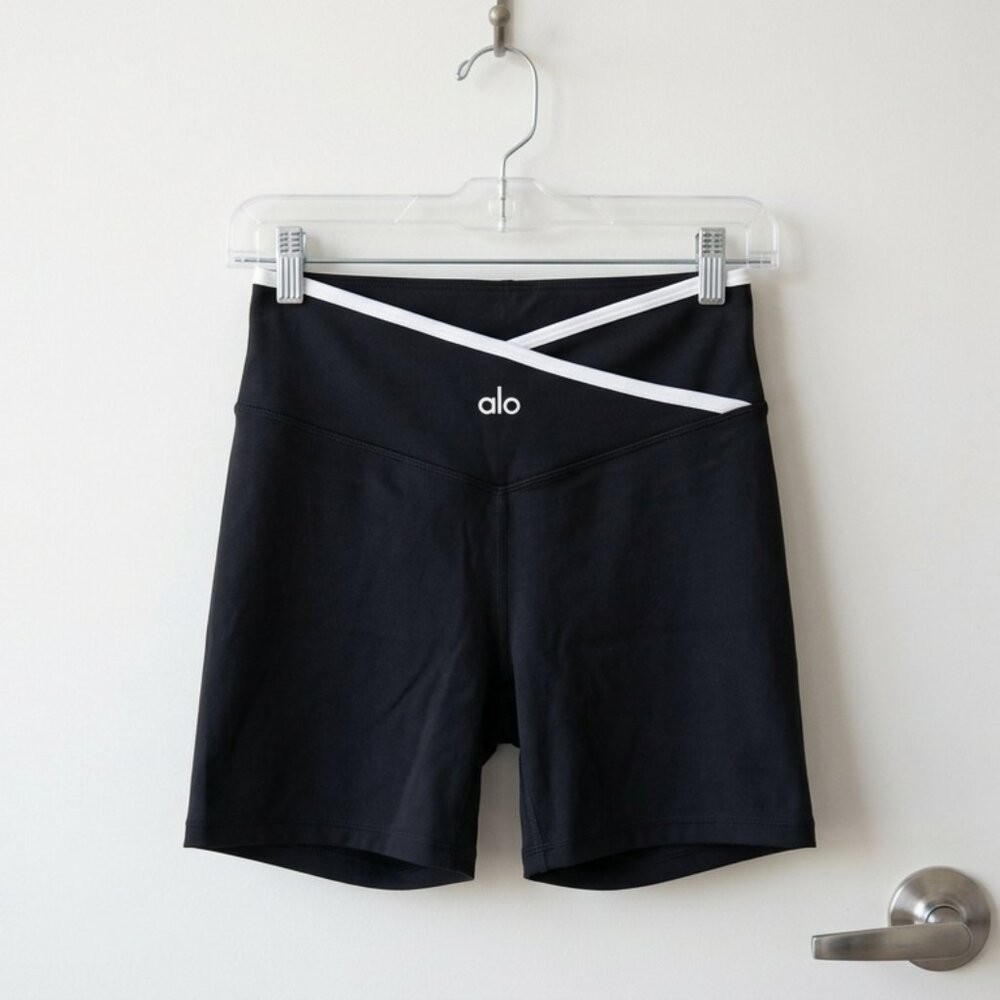 Alo Inspired Crossover Waist Yoga Shorts Black Athleisure Activewear - Picture 3 of 5